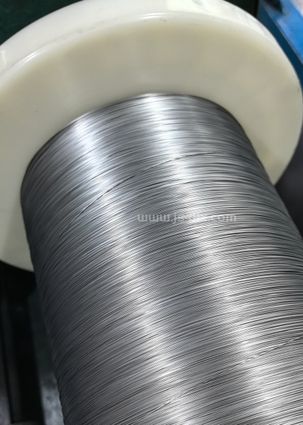 Wear-Resistant Nickel-Titanium Wire for Medical Tools